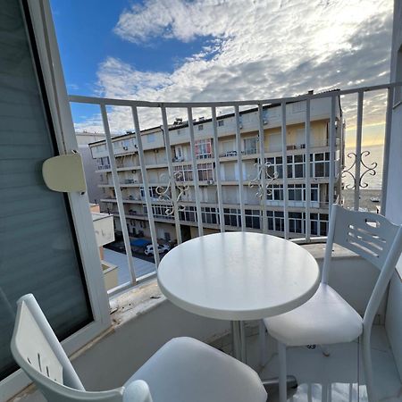 Beach Studio Durres Seaview Buitenkant foto