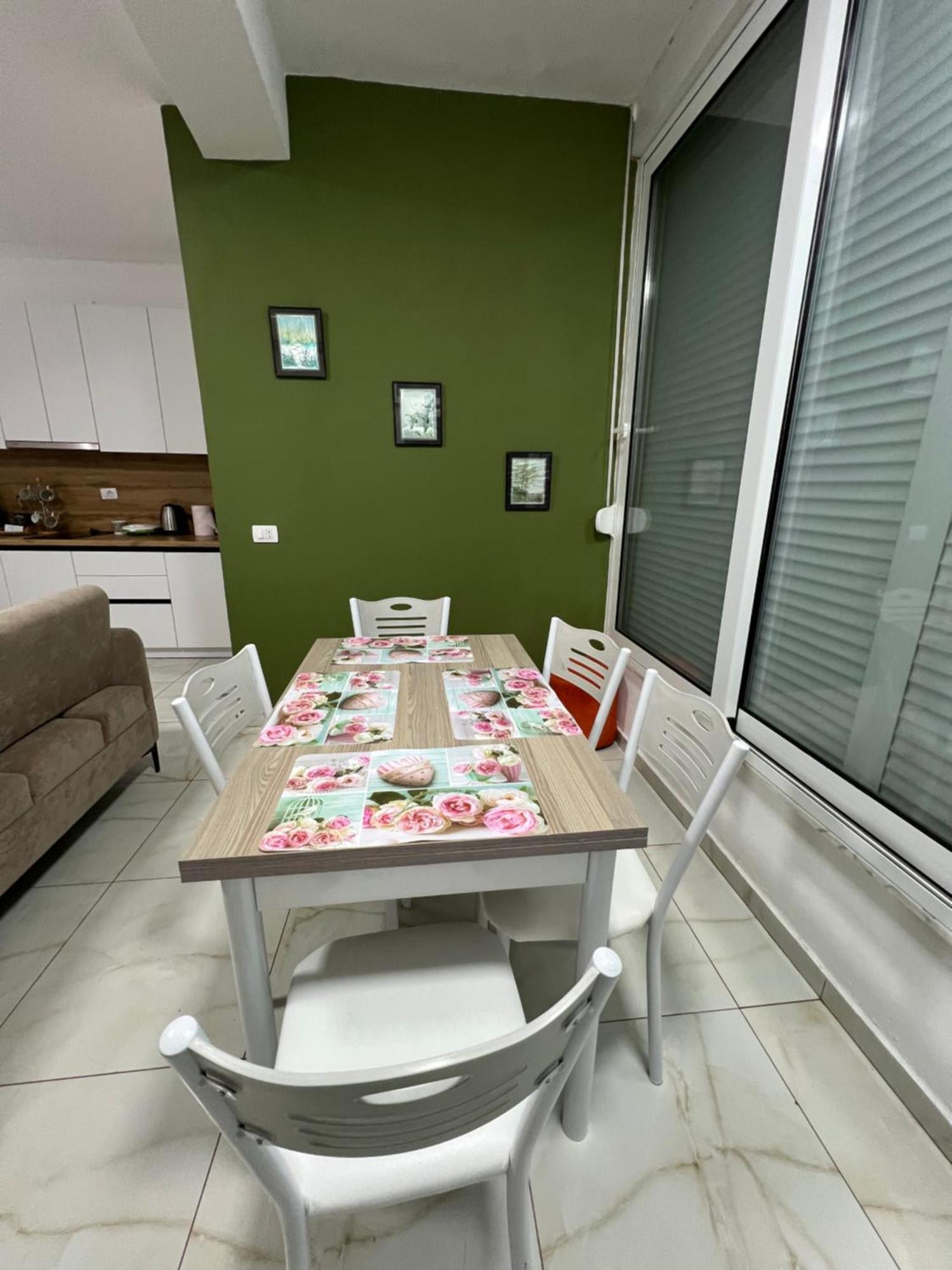Beach Studio Durres Seaview Buitenkant foto
