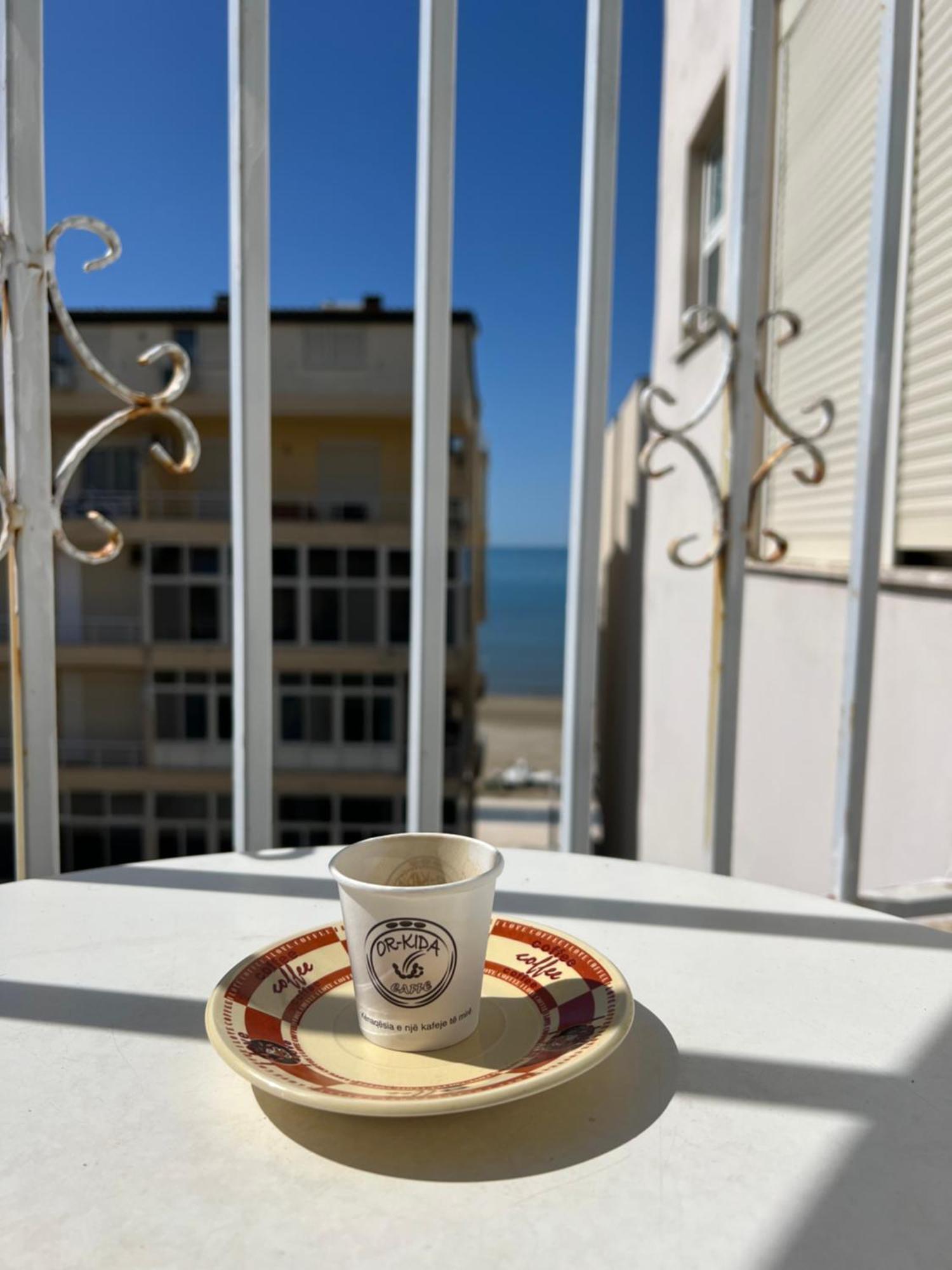 Beach Studio Durres Seaview Buitenkant foto